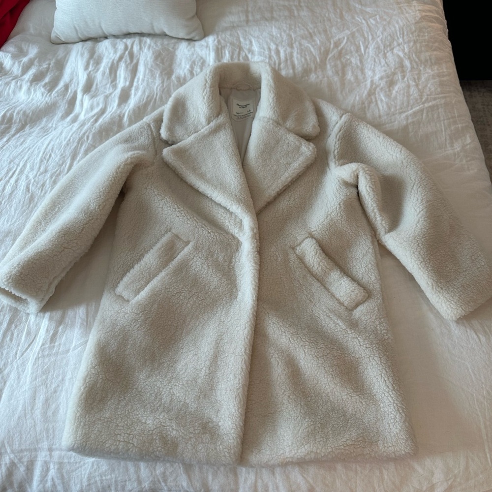 Abercrombie & Fitch Off-White Teddy Jacket